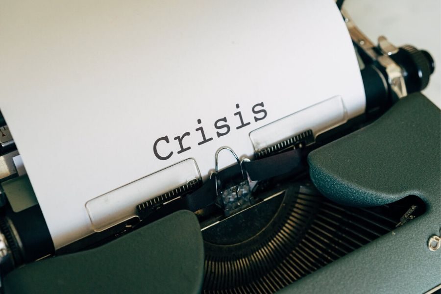 AFFRONTARE E SUPERARE LA CRISI